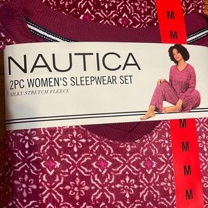 Nautica Sleepwear Women's 2-Piece Silky Stretch Fleece Pajama Set